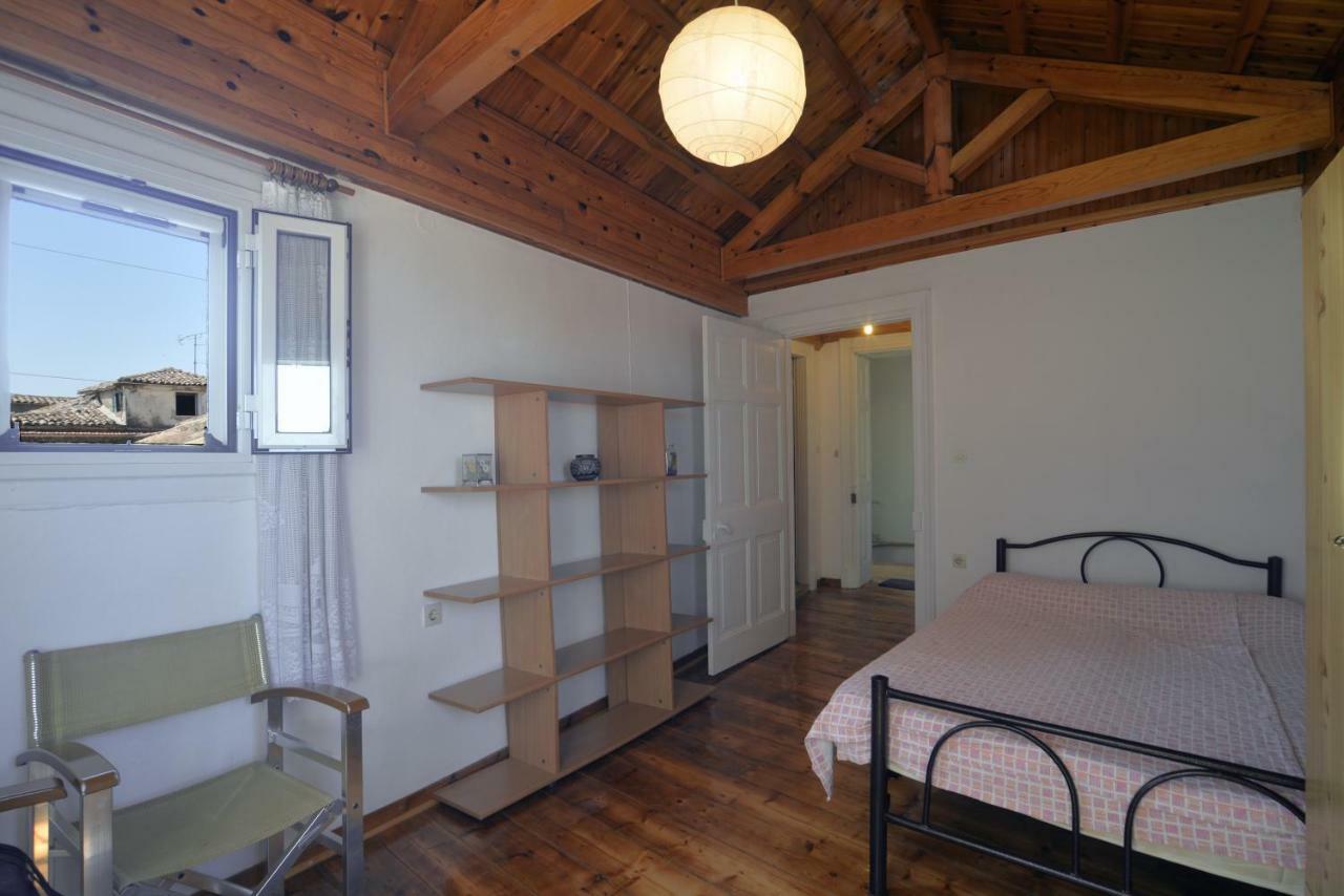 Attic Apartment In Corfu Old Town Centre ภายนอก รูปภาพ