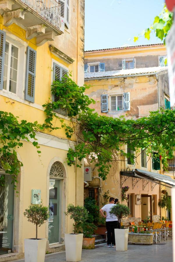 Attic Apartment In Corfu Old Town Centre ภายนอก รูปภาพ